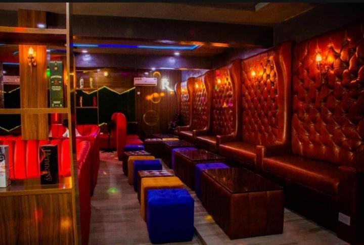 Owode Ede Hotel D Ritz מראה חיצוני תמונה
